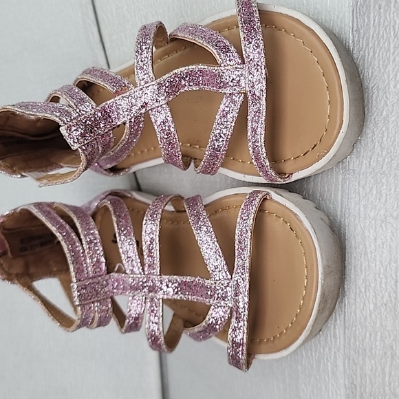 Sandals - Picture 5 of 5